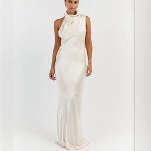 Brand new Aisle White Satin Backless Midi Dress